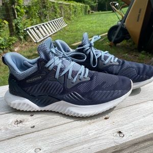 Adidas Alphabounce Size 10 Sneakers